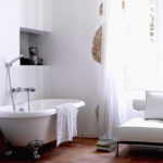 logeren bad raam wit bank logeren bad raam wit bank
