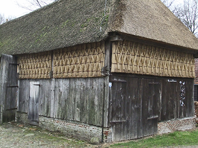 drents vlechtwerk boerderij