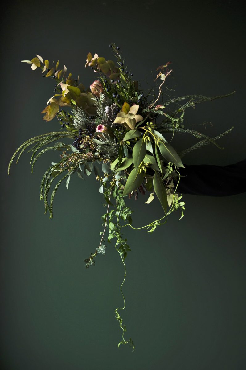 kerstboeket met eucalyptus