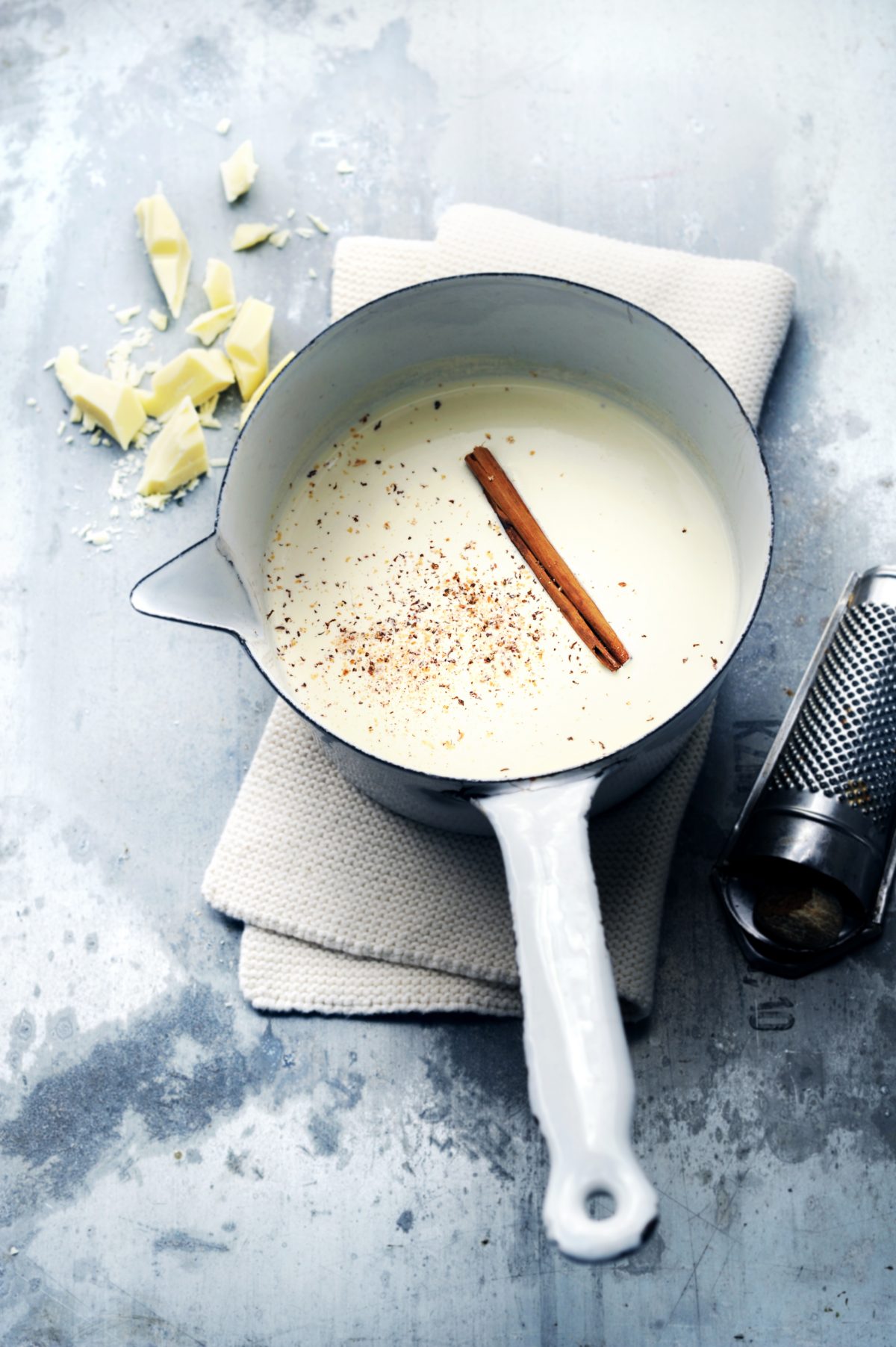 Witte-chocoladelikeur met nootmuskaat