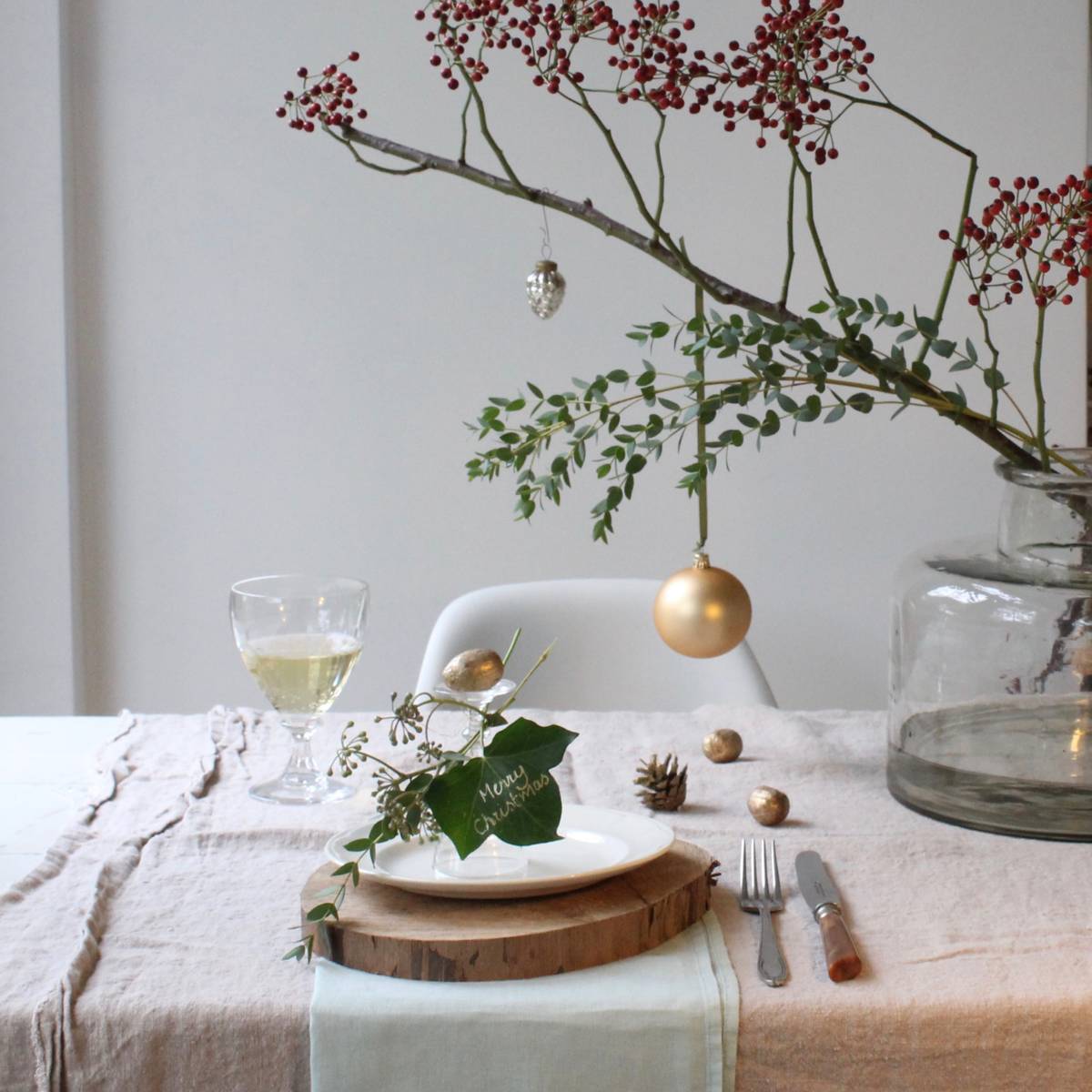 feestelijk gedekte tafel