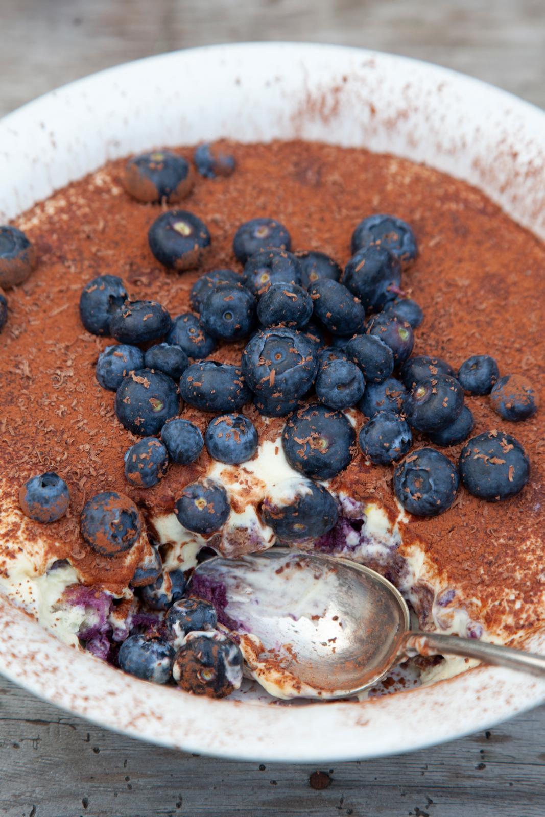 blauwe-bessentiramisu