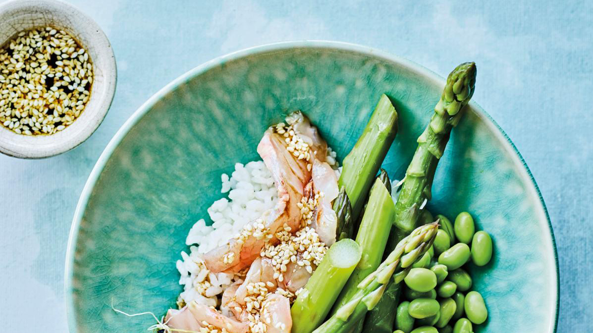 Pokébowl met groene asperges
