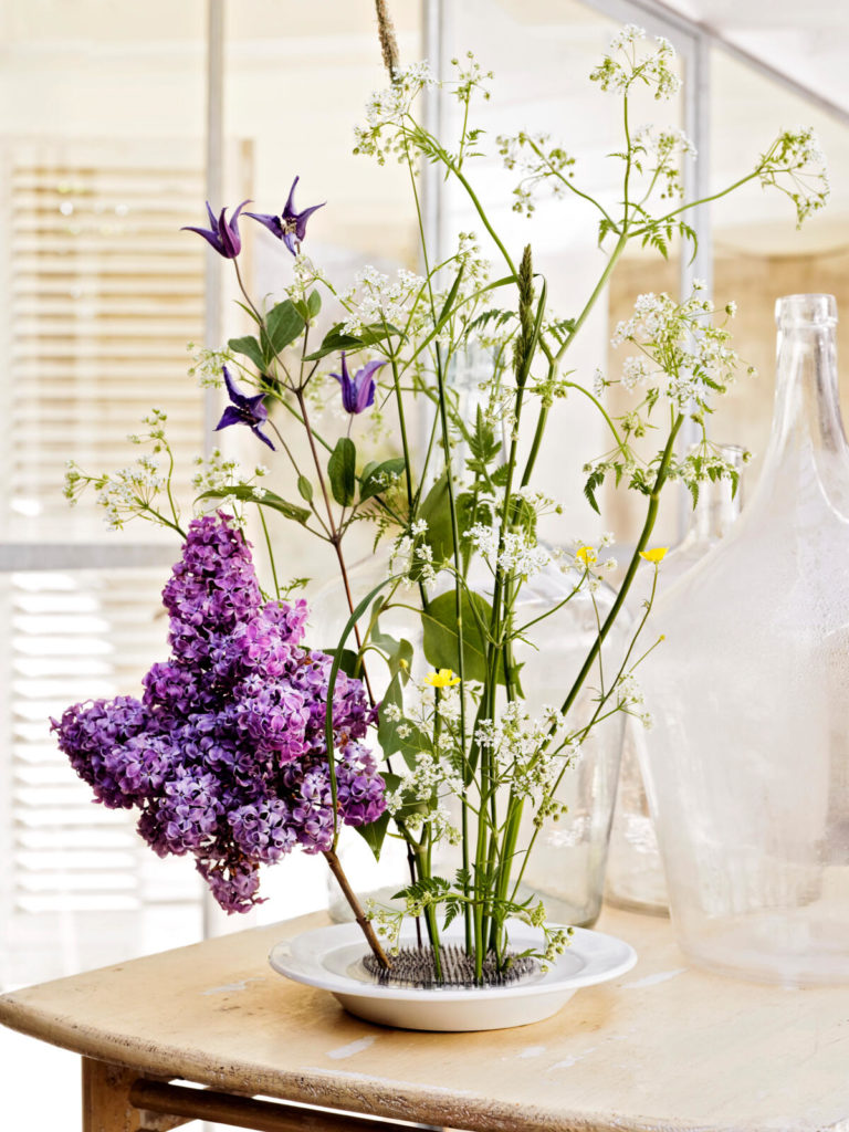 boeket met bloemen uit de tuin